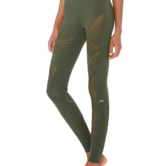 Brand New Alo Yoga High Waisted Ultimate Leggings Hunter Green - Picture 1 of 5